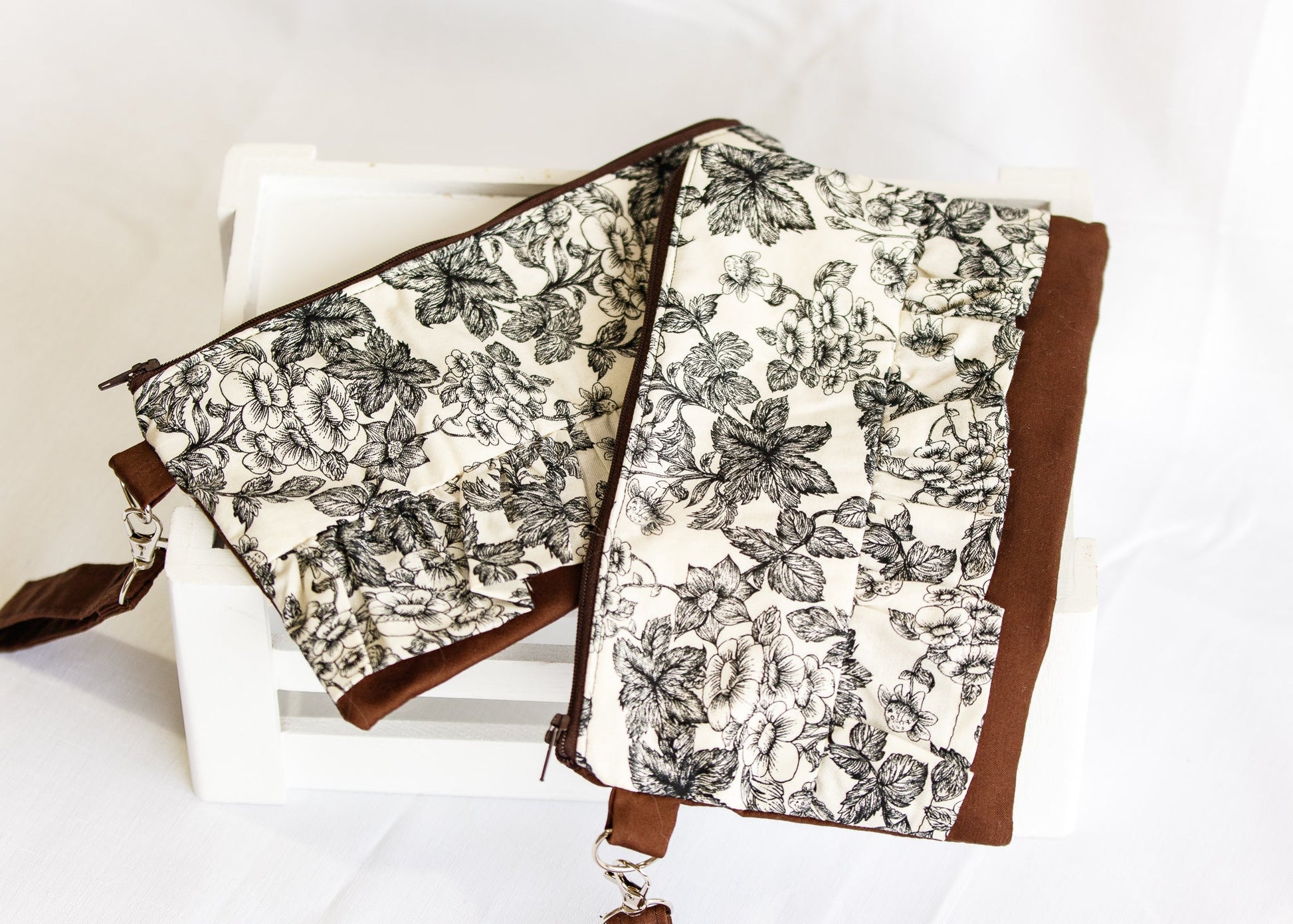 Vintage Fabric Ruffle Clutch - Claymore NZ - Handbags