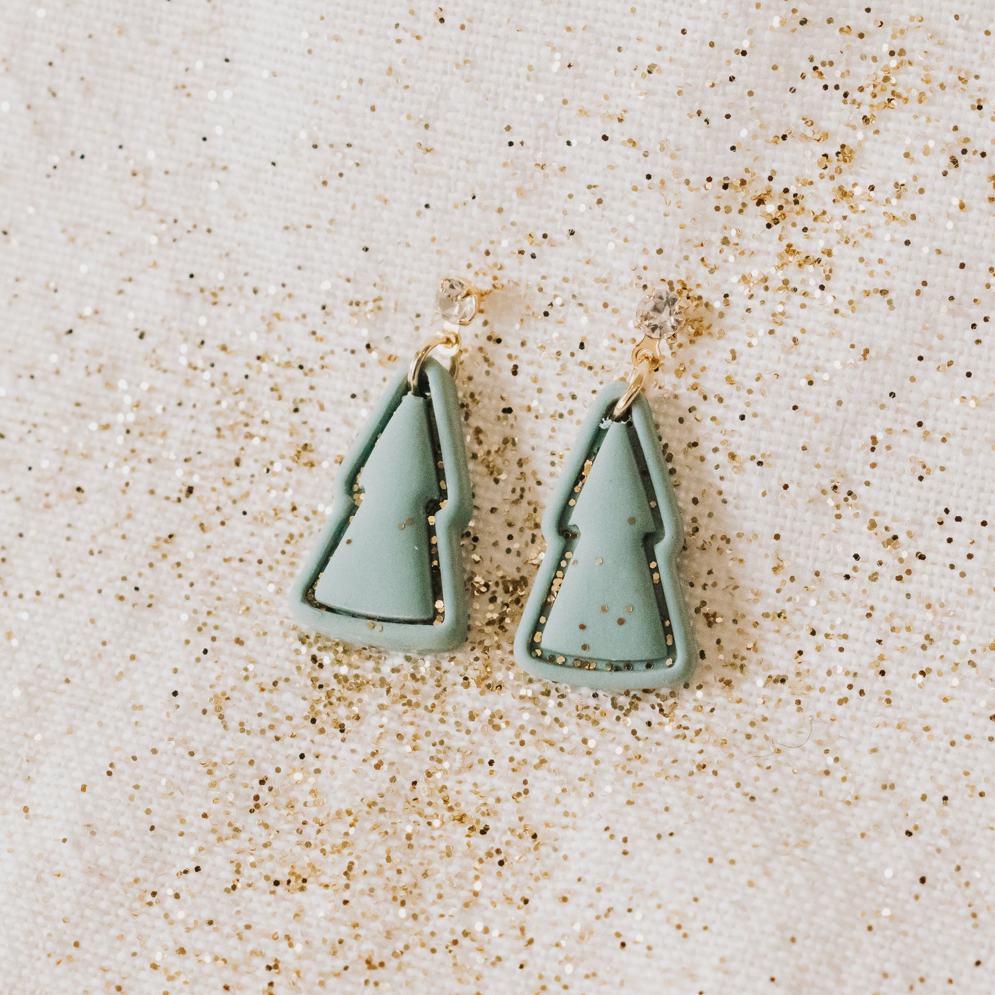 Gold Twinkle Star Tree Earrings - Claymore NZ-Earrings