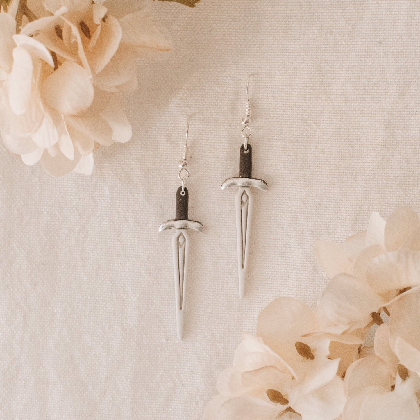 Simple Sword Earrings - Claymore NZ - Earrings