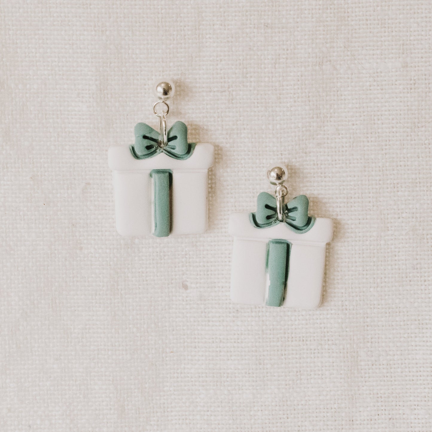 Soft Green Christmas Present Box Earrings - Claymore NZ-Earrings